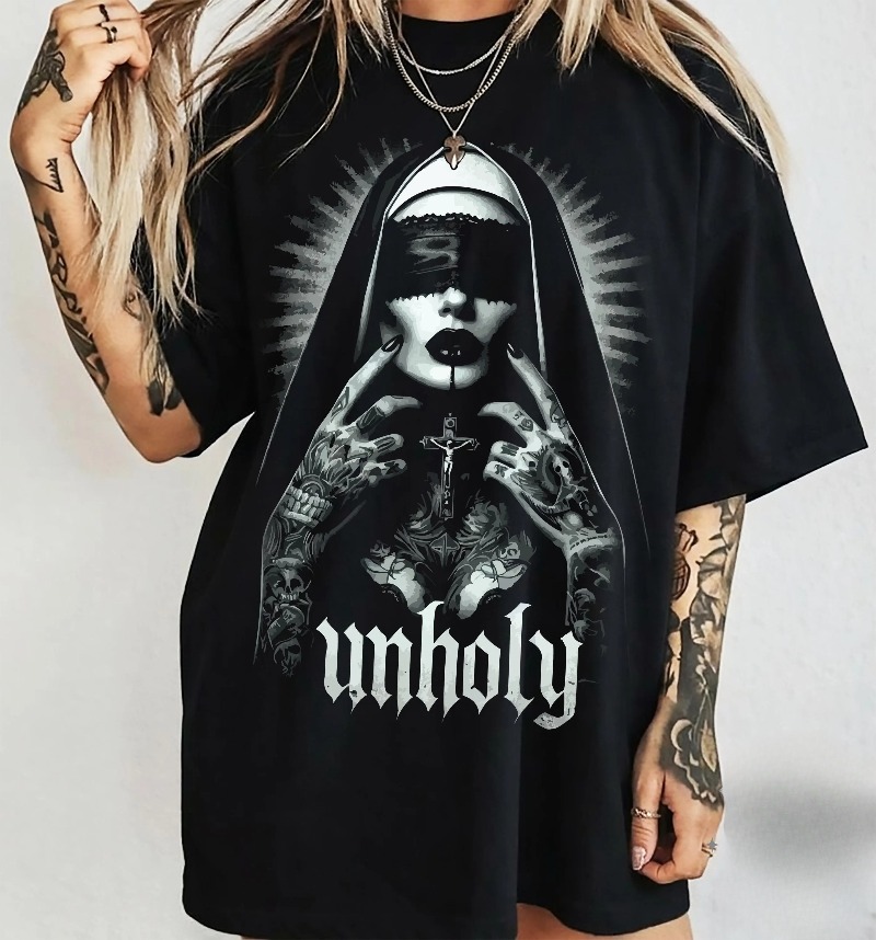 Camiseta Unholy Nun: Camiseta  - Summer Goth Clothing reseña y precio
